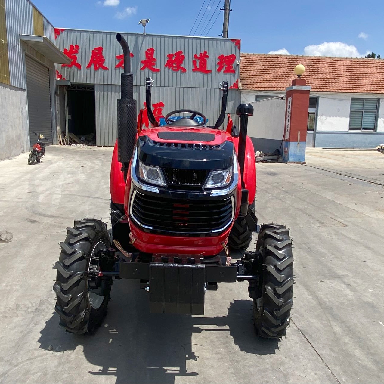 50 PS 4x4 Traktor 504 Kompakte – Agriculture Farming Services Bewertung und Preis